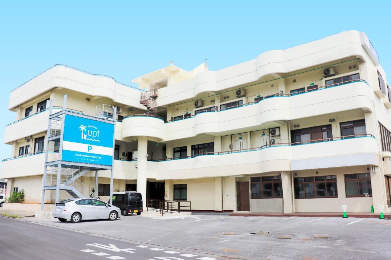 Condominium Hotel Mihama Upi Chatan Buitenkant foto