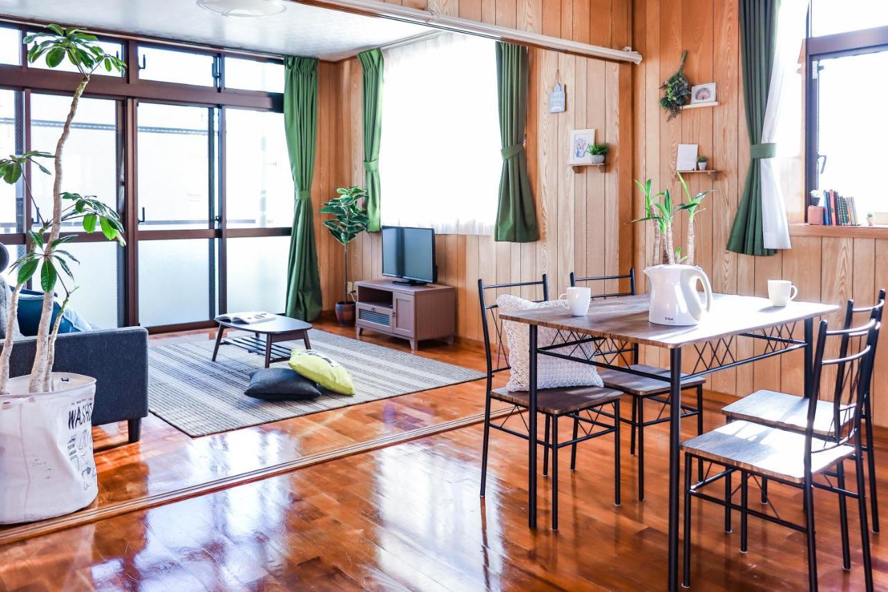 Condominium Hotel Mihama Upi Chatan Kamer foto